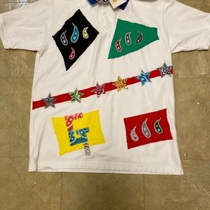 GENUINE THREADZ S M L  WHITE SMALL NUMBER OF BANDANNAS ON FRONT MULTIPLE COLORS